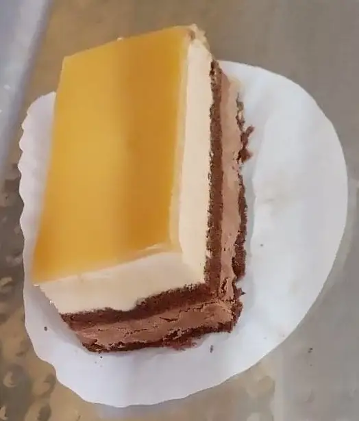 Mango cream cake slice