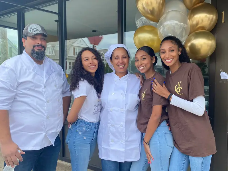 Maria and the GuChanYa Pastry team in the bakery